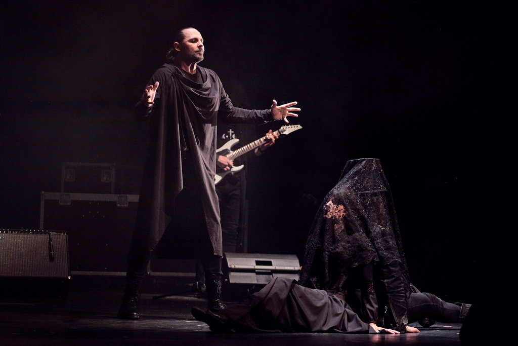 Статья о рок-спектакле "ПАГАНИНИ"